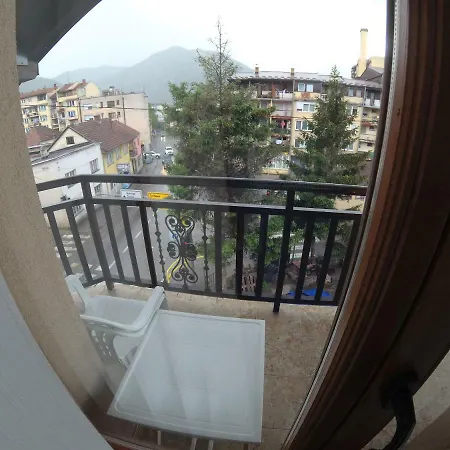 ゲストハウス And Višegrad